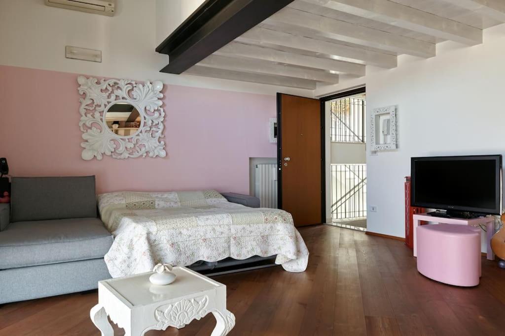וילה פרנקה די ורונה Your Little Loft מראה חיצוני תמונה